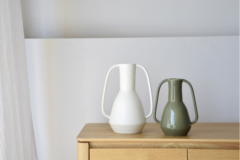 HANDLES COLLECTION: CERAMIC VASES WHITE GREEN | VP Interiorismo